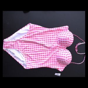Gap NWT bathing suit Large